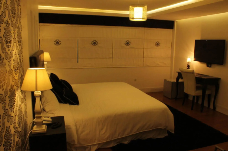 IFE Boutique Hotel