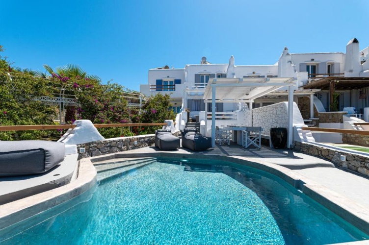 3 Bedrooms Superior Villa