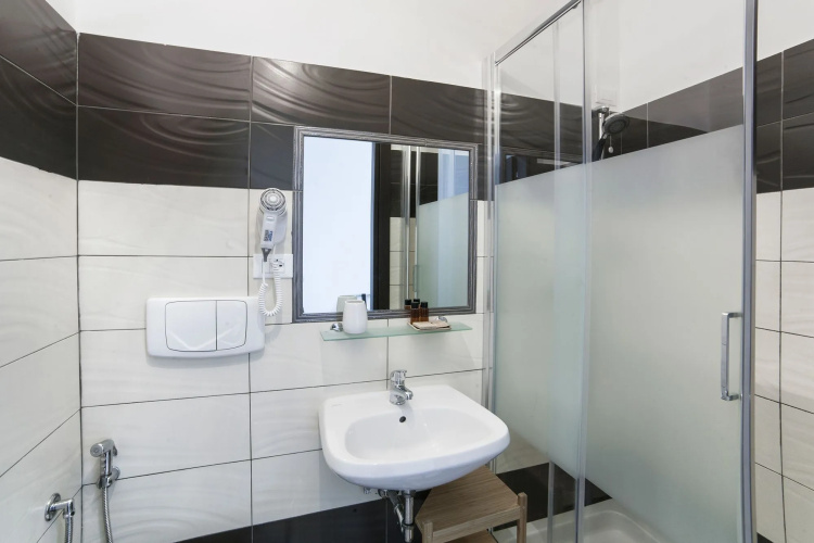 Dada Suites