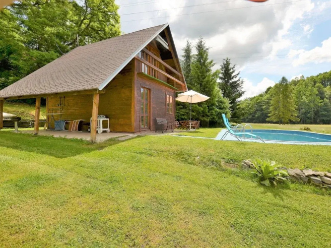 Pet-friendly Holiday Home