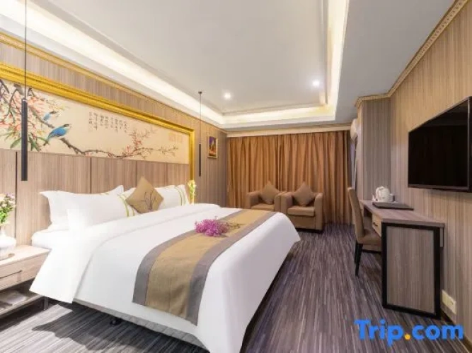 Deluxe Double Suite