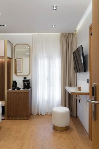 Standard Double room with city view