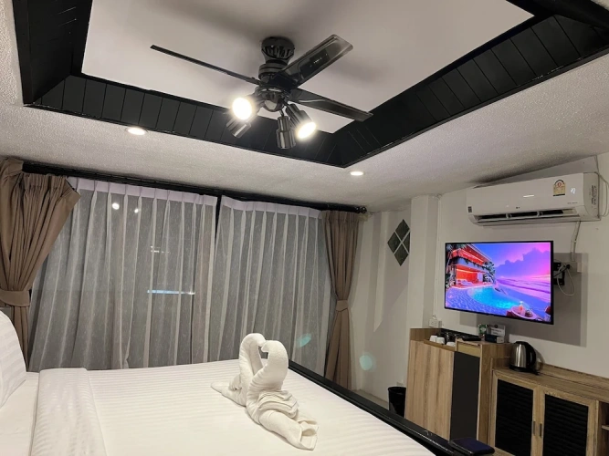 Quadruple Suite