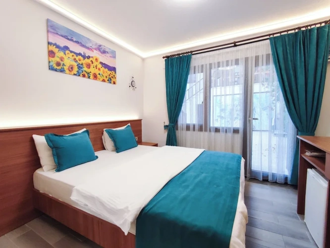 Economy room