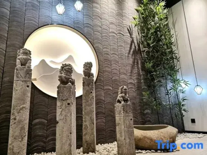 Ocean Sky Hotel