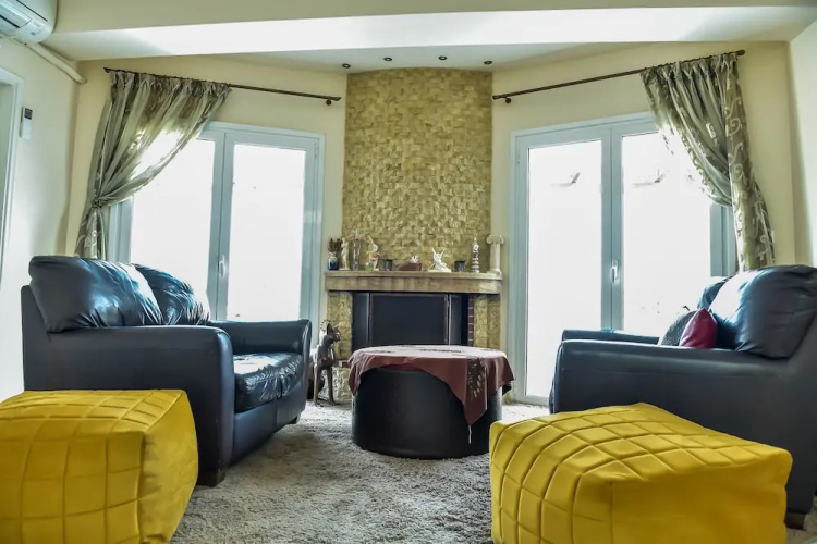 Colorful Apartment with View Acropolis