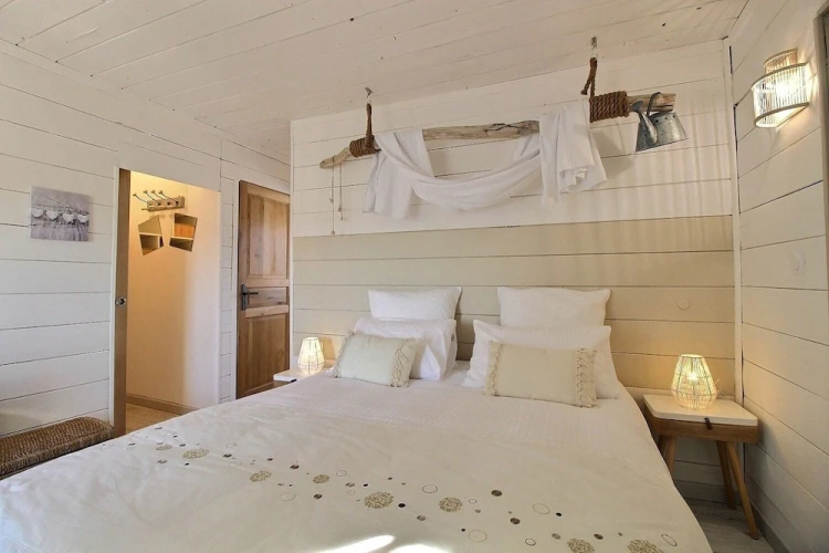 Standard Double room with pool view