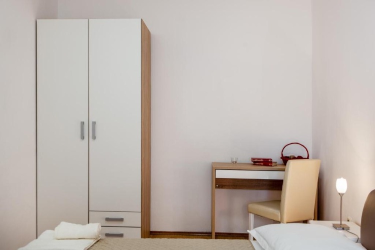 2 Bedrooms Apartment with view