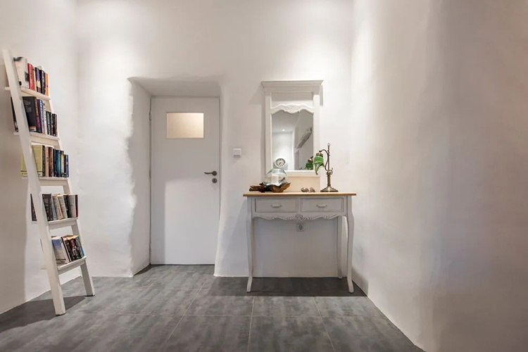 Morfes Luxury Residence