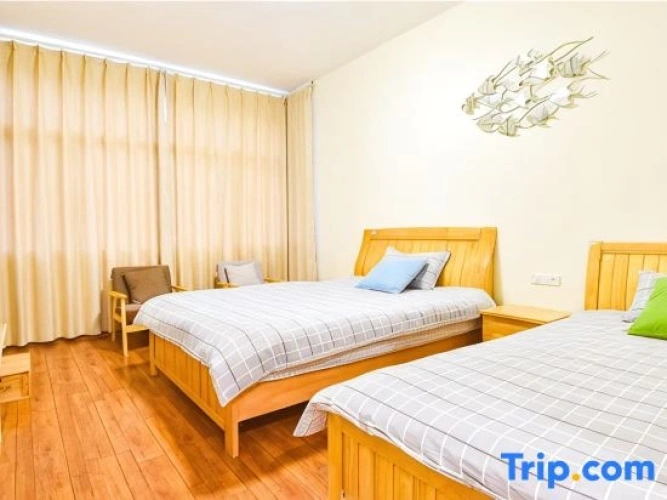 Standard Twin room with mountain view