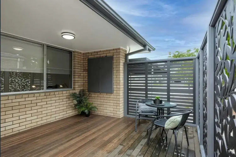 Prickly Pear Stays in Adamstown, 1-br