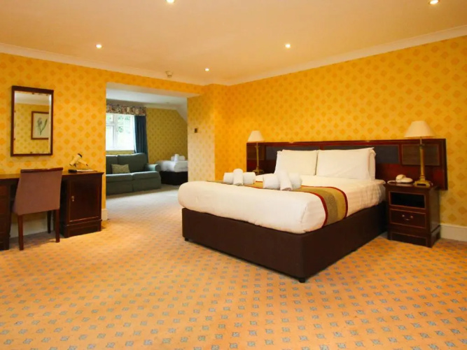 The Holt Hotel