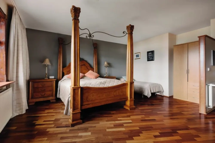 Standard Triple room with balcony and with lake view