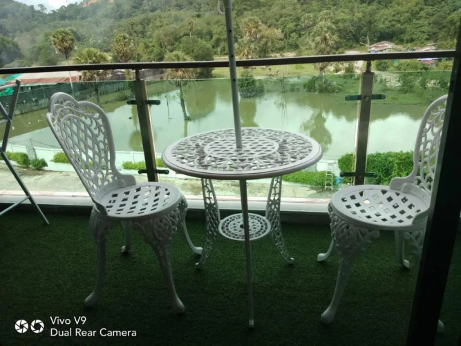 The Naithorn Condo Unit 401