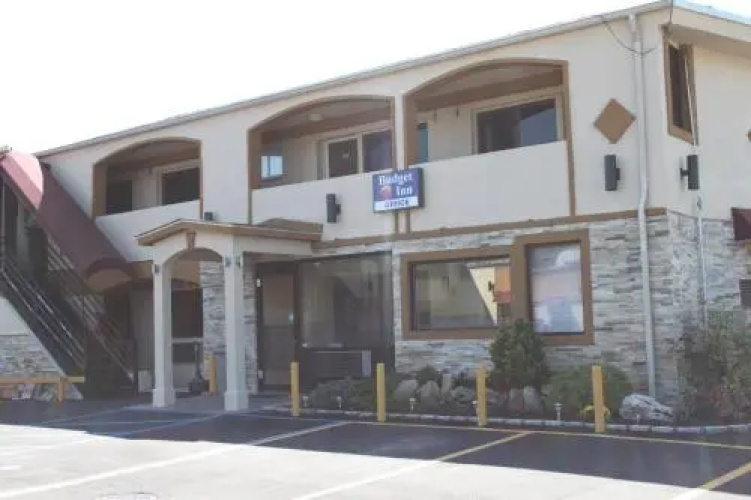 Budget Inn