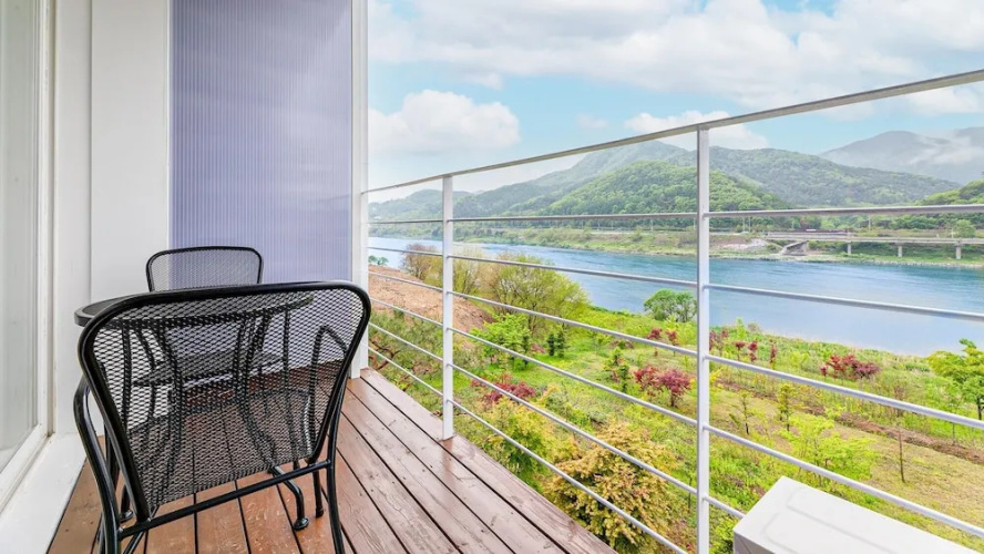 Gapyeong Rowa River View Pension