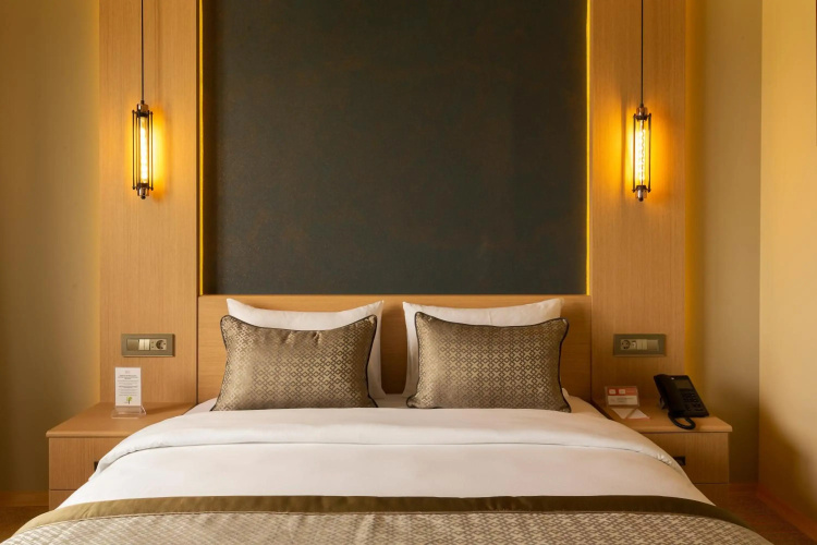 Avec Hotel