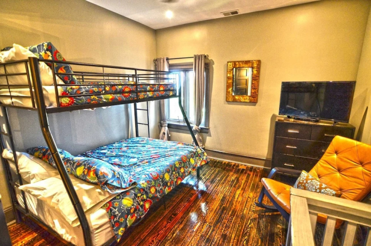 130 Southeast Townhome #1064 - 4 Br Townhouse