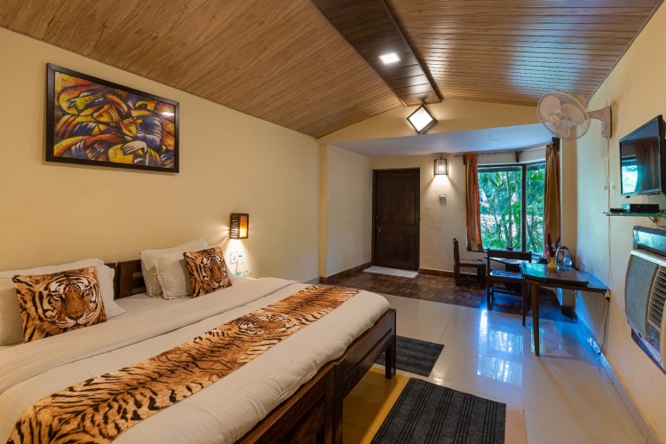 Double Cottage