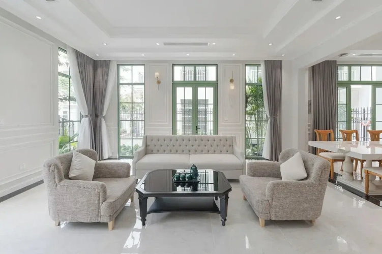 4 Bedrooms Villa with garden view