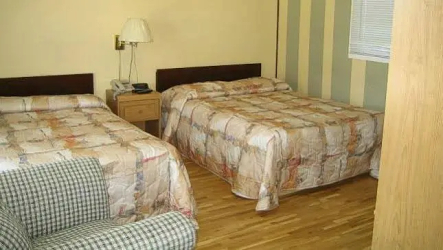 Springmount Motel