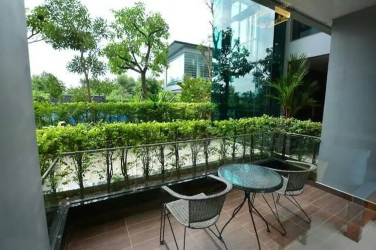 Deluxe room with balcony