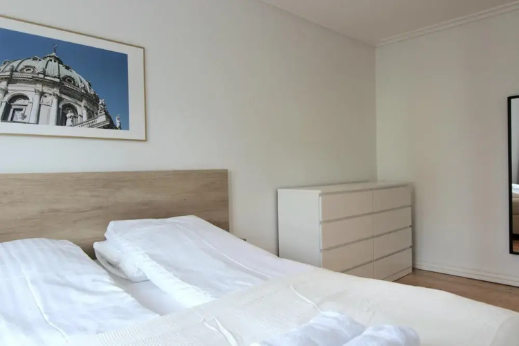 Great and Spacious 1-bed w