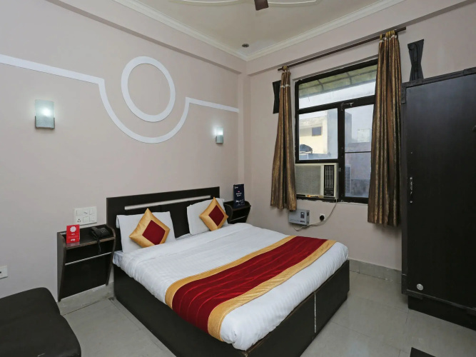 OYO 4752 Hotel Alpine