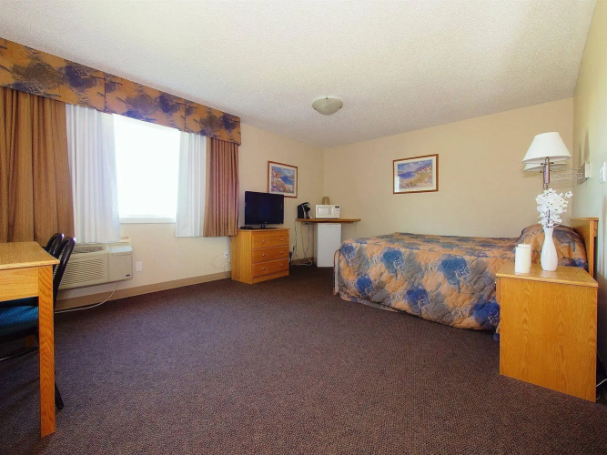 Best Maple Inn