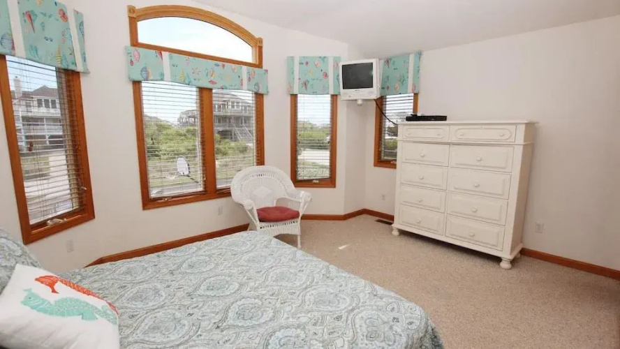 Coastal View IV - 6 Br Home