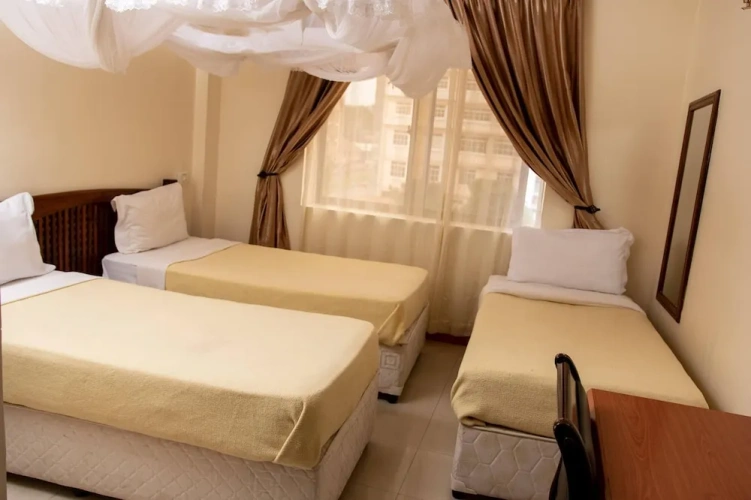 Economy Triple room