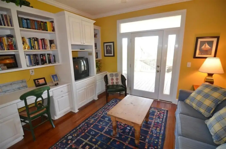 Daniel 7 Bedroom Home