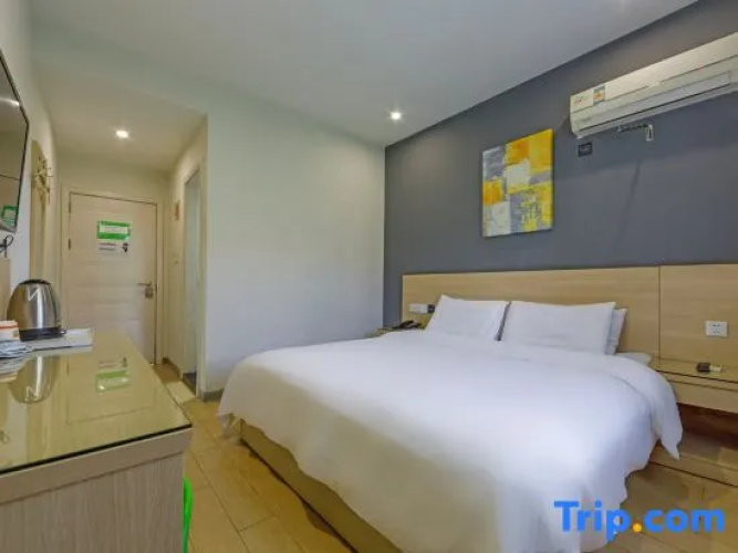 Yunji Hotel