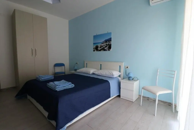 Standard Triple room with balcony