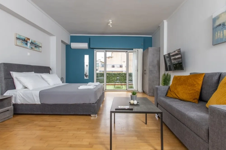 Deluxe Studio with balcony