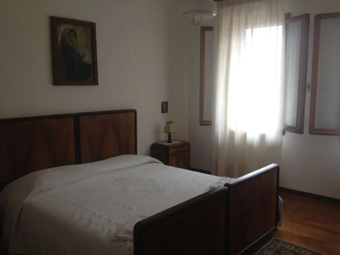 Classic Single room with view