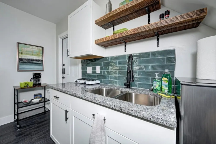 The Oasis Studio - Fountain Square