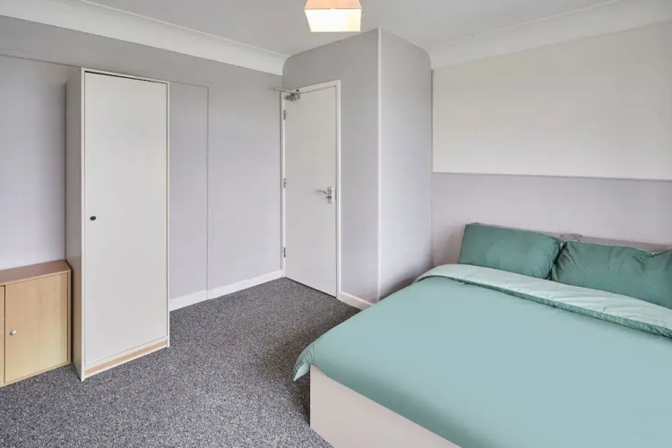 Host Stay Oldbury Road