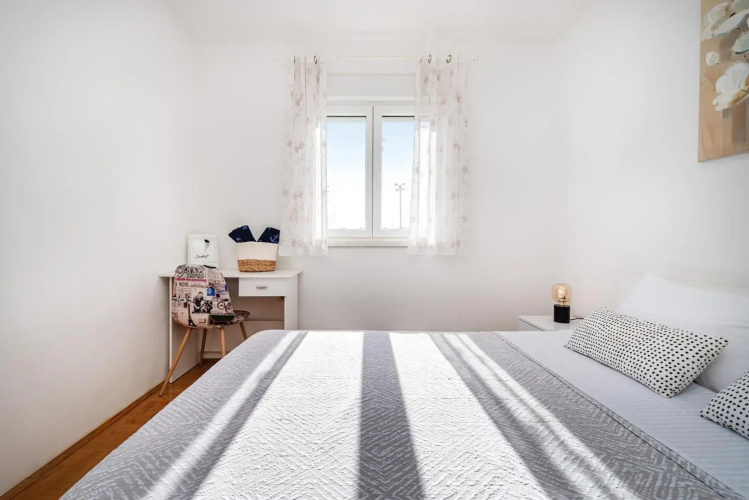 Apartment Višnjik