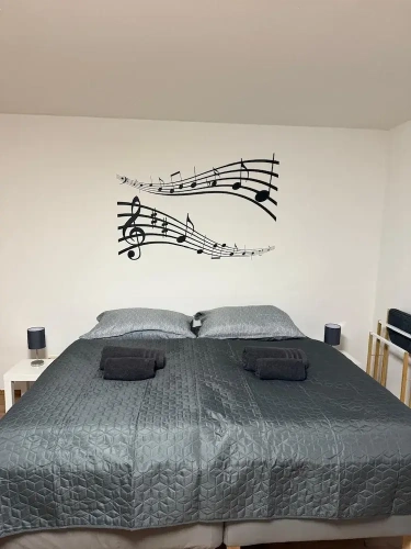 Comfort Triple Apartment with garden view