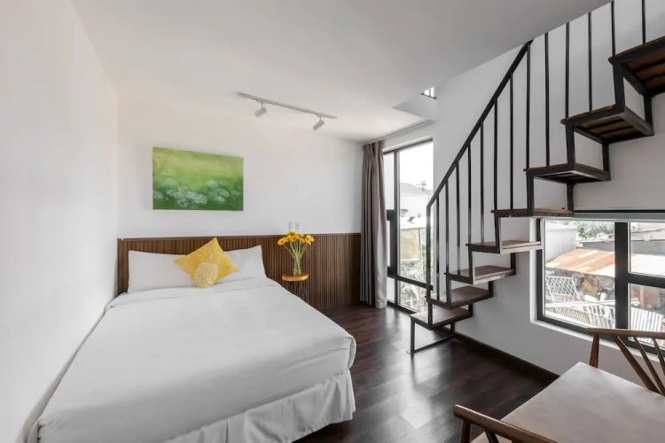 Deluxe Quadruple room with balcony and with city view