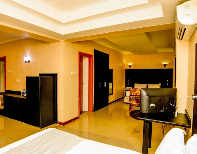 Standard Family room