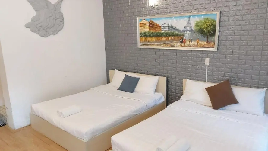 Standard Double room with city view