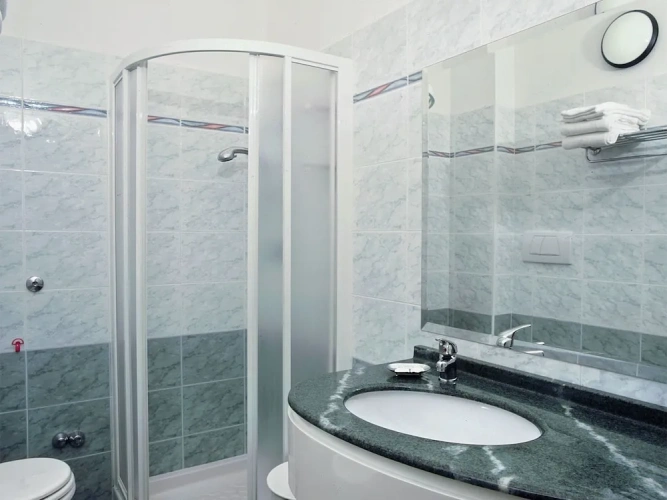 Superior Quadruple room with balcony and with sea view