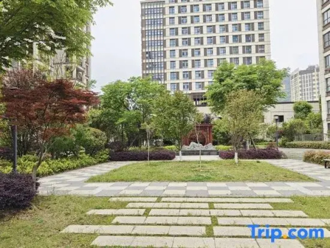 Yushang Hotel (Anshun West Station)