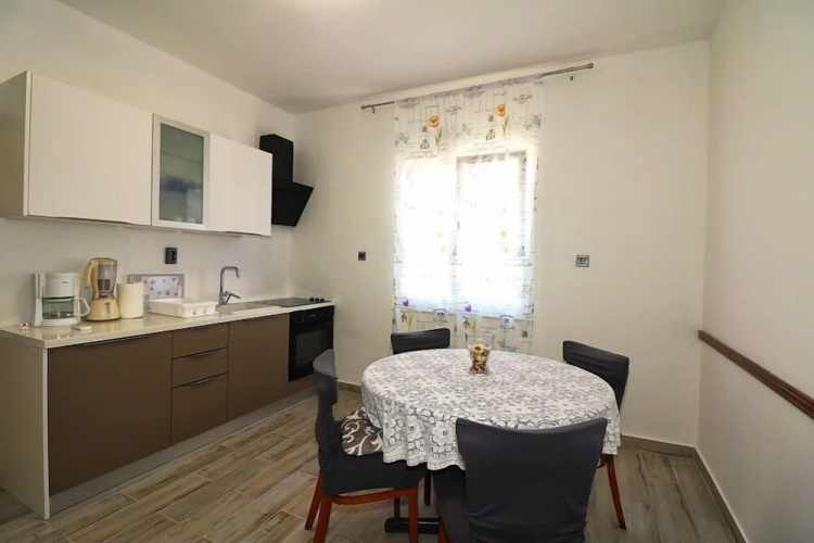 Apartment Milivoj