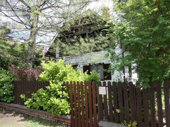 3 Bedrooms Cottage