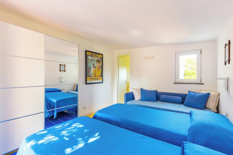 Capri Turquoise by Napoliapartments