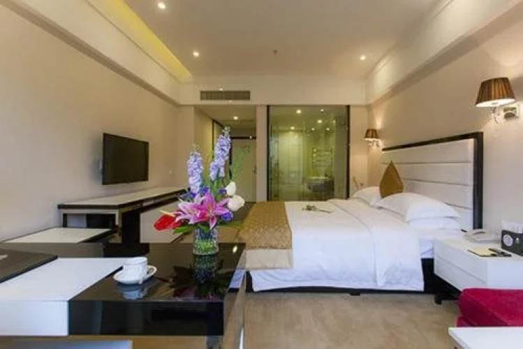 Golden Palm Hotel