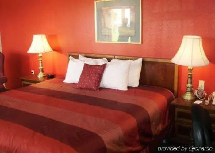 Rodeway Inn Lawrenceburg